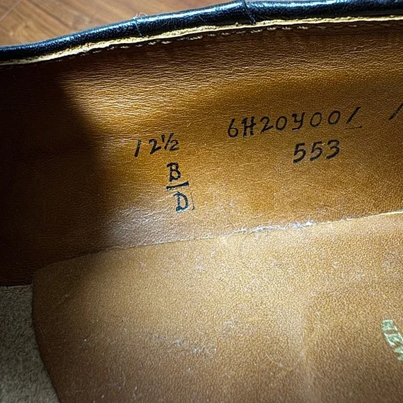 Alden Brown Loafers with Tassels and Brogue Detailing - Picture 4 of 5